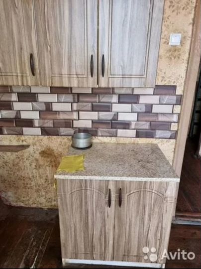 Комната 17 м² в 4-к., 1/5 эт.