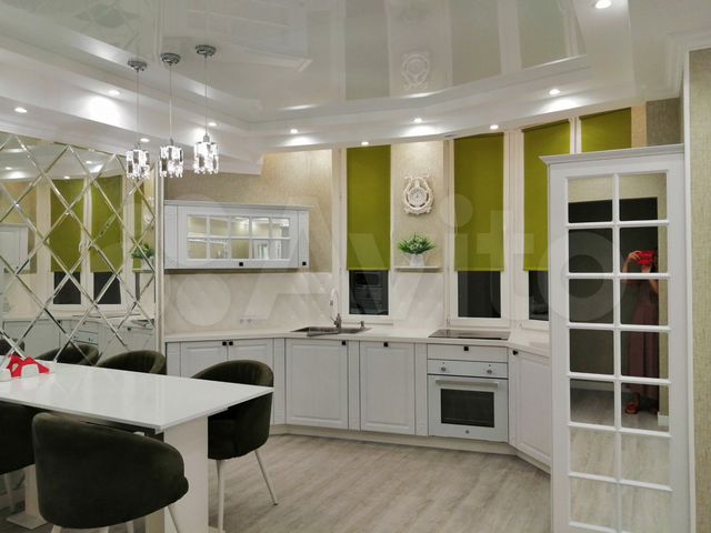 3-к. квартира, 100 м², 15/18 эт.