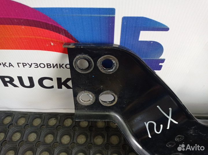 Кронштейн замка кабины Daf XF106