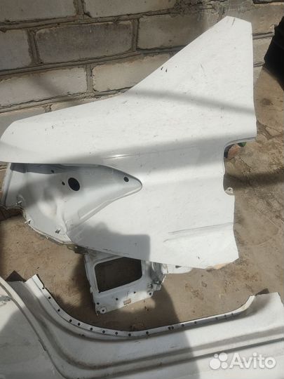 Суппорт заднего правого крыла на Ситроен С 4 седан