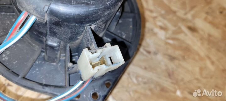 Моторчик печки Nissan Primera P11