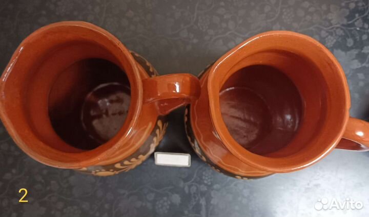 Глиняная посуда (кувшин, сахарница)