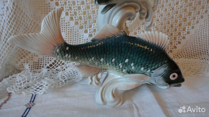 Фарфоровая статуэтка рыбы Karl Ens