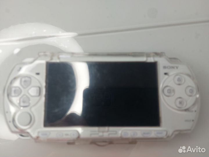 Игровая приставка sony psp 2008 белая