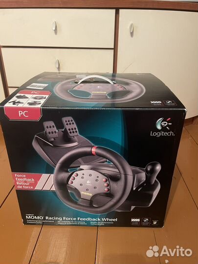 Руль logitech momo racing