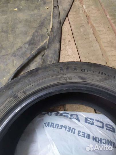 Yokohama dB Decibel E70B 215/55 R17 93V