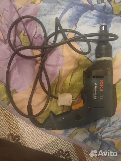 Шуруповерт электрический