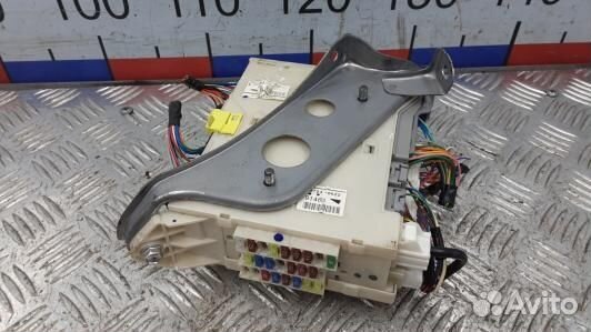 Блок предохранителей lexus GS 3 (HAD02M101)