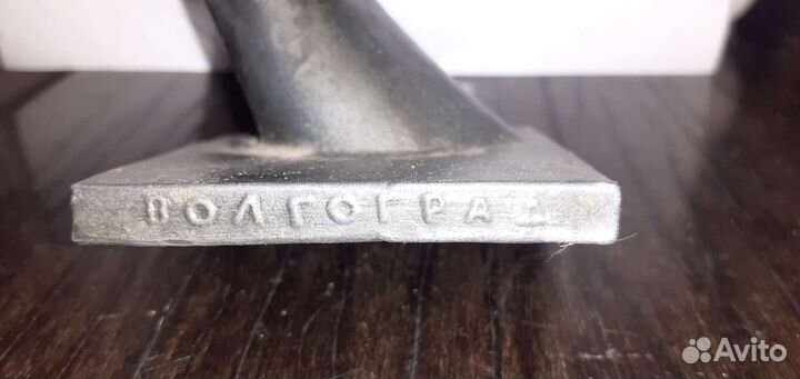 Факел в руке 1970 года