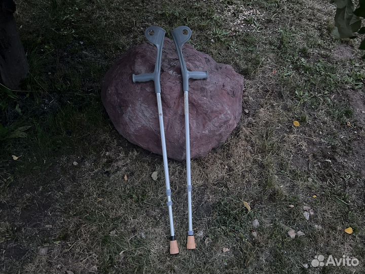 Костыли локтевые новые