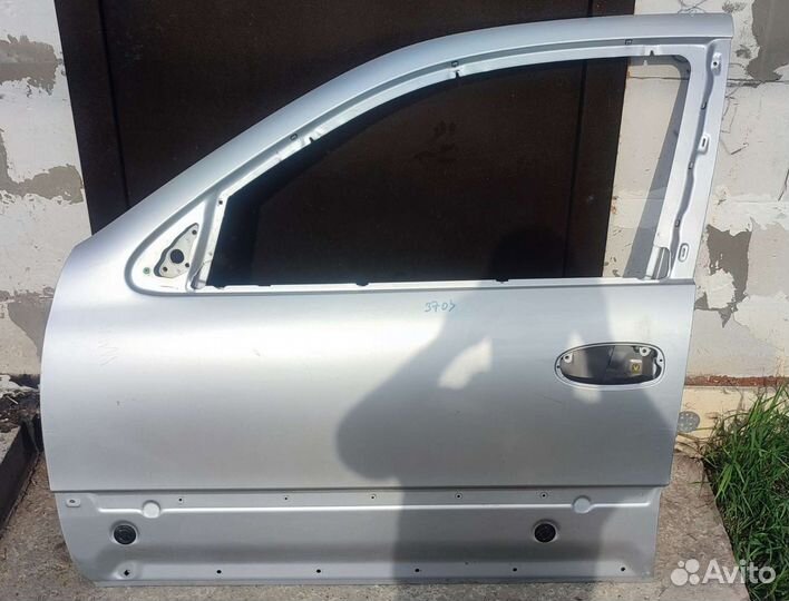 Дверь Toyota Aristo. Тойота Аристо