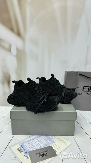 Balenciaga кроссовки со стразами