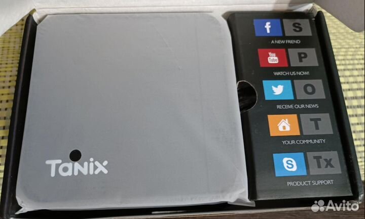Смарт тв приставка Tanix (бесплатное тв)
