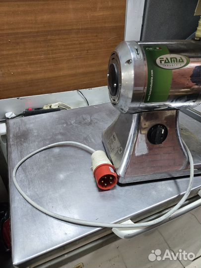 Мясорубка электрическая бу