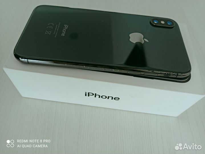 iPhone X, 64 ГБ