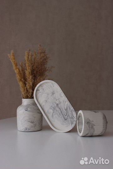 Подарочный набор из гипса(ваза, поднос, кашпо)
