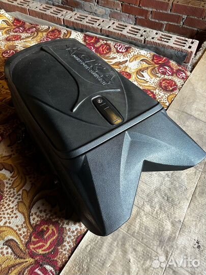 Кофр для снегохода и другие запчасти