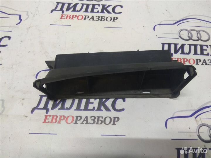 Воздухозаборник (наружный) VW Golf VI 2009-2012