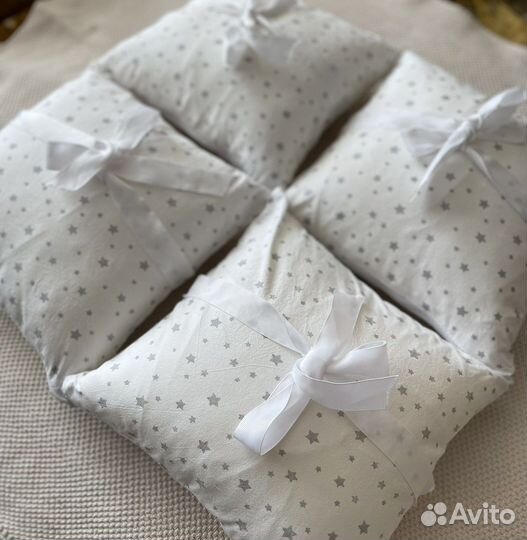 Бортики в детскую кроватку