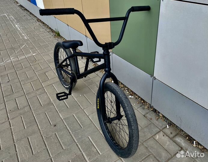 Трюковой велосипед bmx
