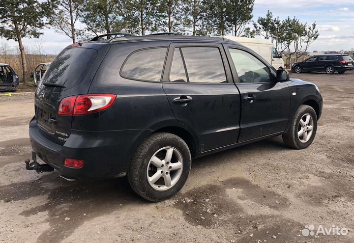 Hyundai Santa Fe II 2010 г на запчасти