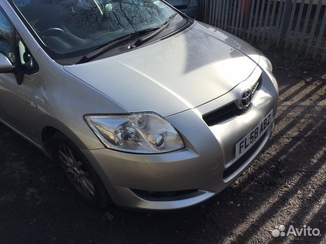 Разбор на запчасти Toyota Auris E15