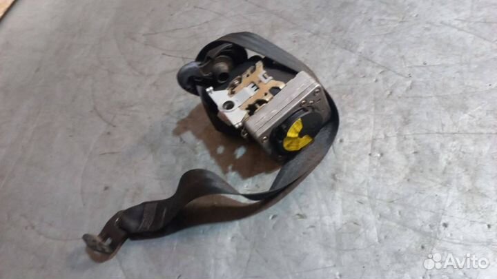 Ремень безопасности передний левый Skoda Octavia