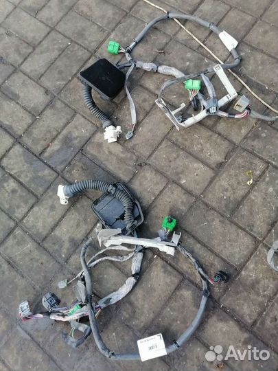 Проводка дверей вольво S 80 01г