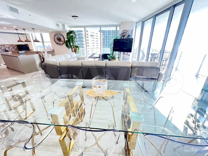 Апартаменты-студия, 65 м², 5/9 эт.