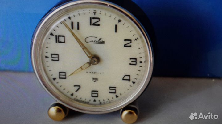 Механические, часы будильник Слава СССР