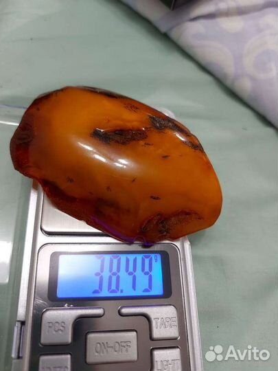 Изделия из янтаря СССР винтаж