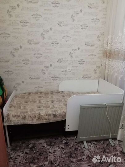 Кровать