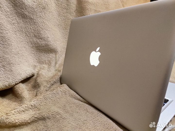 Apple MacBook Pro 13 i5/16Gb/ssd (2011г)