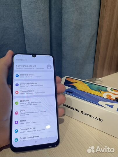 Samsung Galaxy A30, 3/32 ГБ