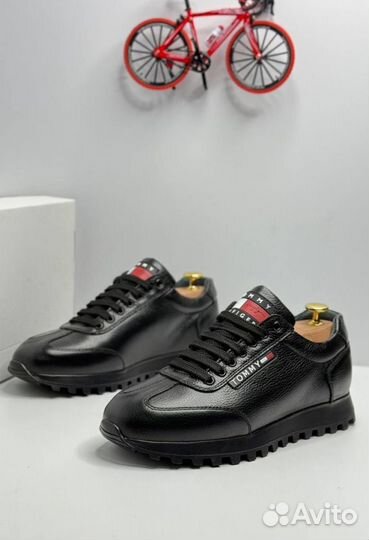 Кроссовки Tommy Hilfinger надежные