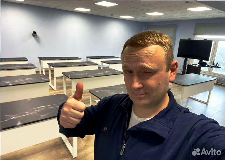 Компьютерный стол 'Considerable Addition'