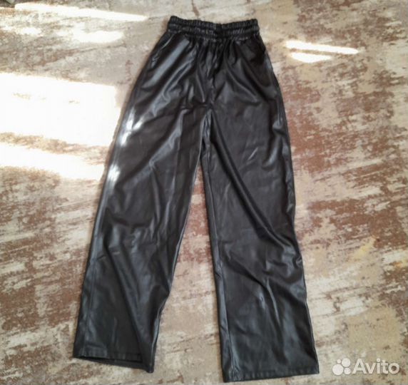Кожаные брюки женские новые