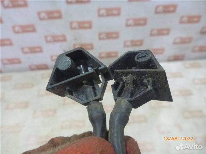 Форсунка омывателя Nissan Qashqai+2 JJ10E MR20DE