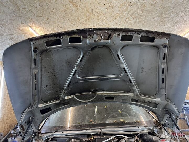 Капот ваз 2110