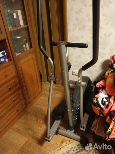 Эллиптический тренажер