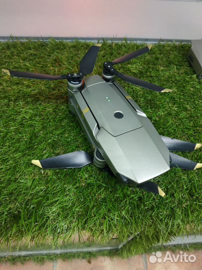 Квадрокоптер PRO platinu DJI mavic