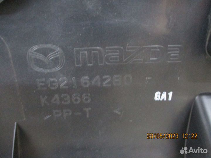 Накладка торпеды Мазда сх-7