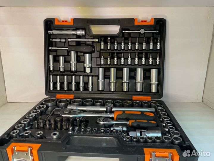 Набор инструментов в кейсе 108 предметов Вихрь