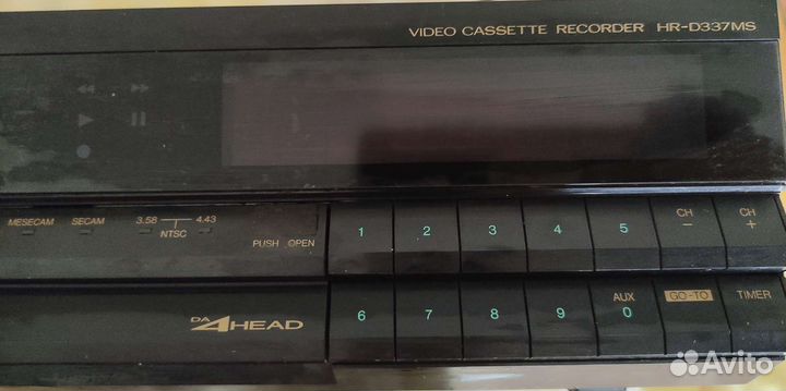 Мультисистемный видеомагнитофон JVC