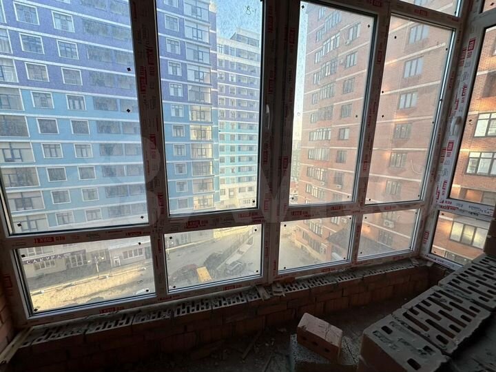 2-к. квартира, 80 м², 7/14 эт.