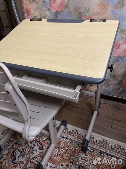 Растущая парта и стульчик