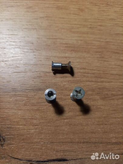 Винты для магнитофонных катушек