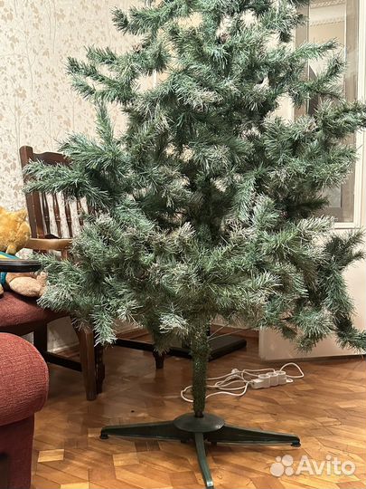 Ель искуственная