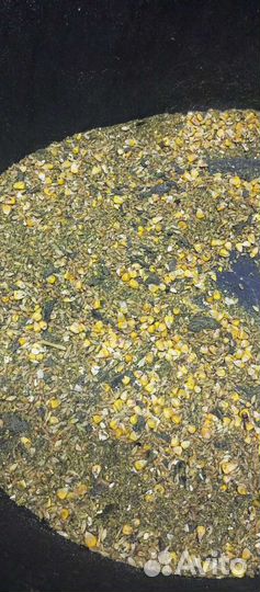 Корм для перепелок и кур несушек