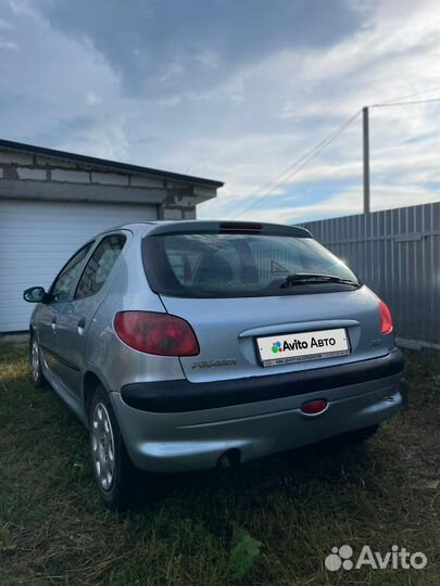 Peugeot 206 1.4 AT, 2006, 200 744 км